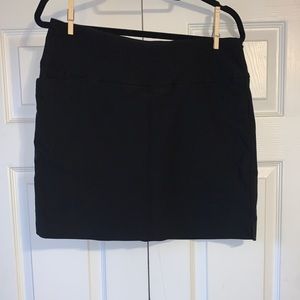 SC & Co Black Skort Size Large
